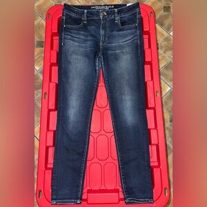 American Eagle Women’s Jeggings; Super Stretch; AEO Denim; Size 10 Short